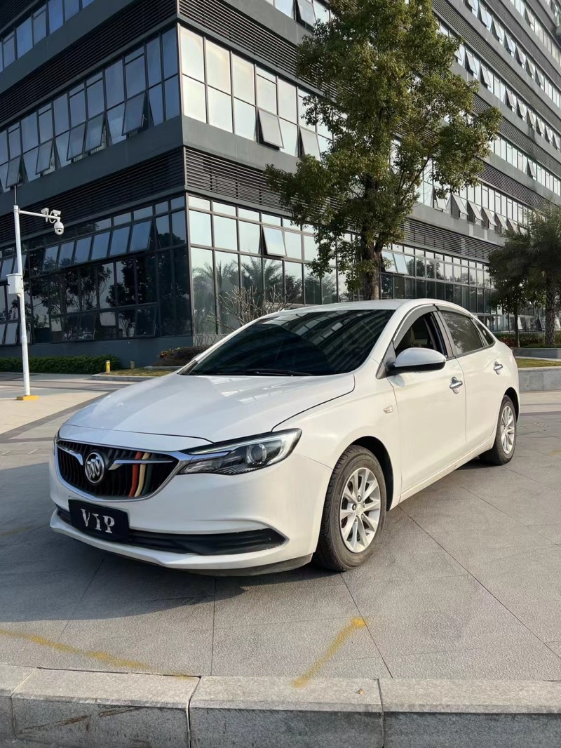 东莞18年别克英朗2