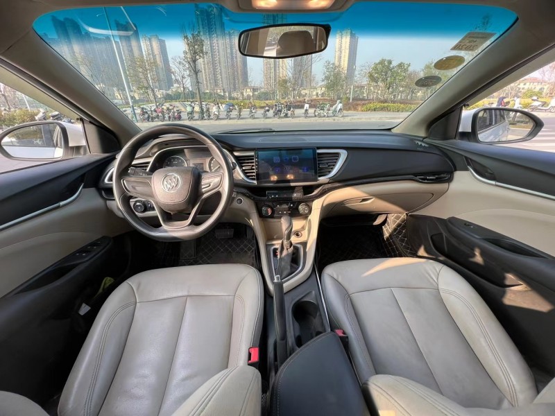 东莞18年别克英朗4