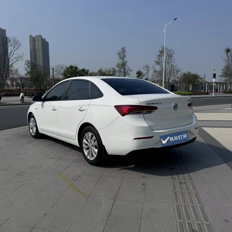 东莞22年别克英朗8