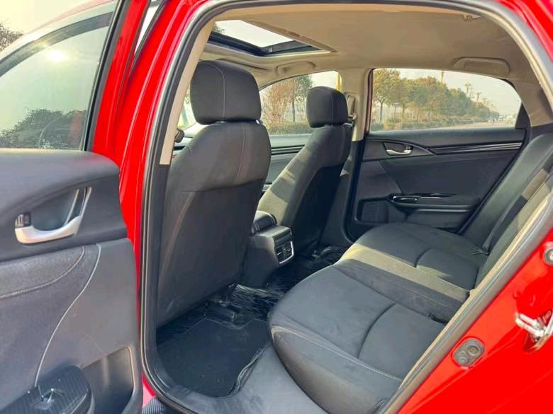 盐城18年本田思域7