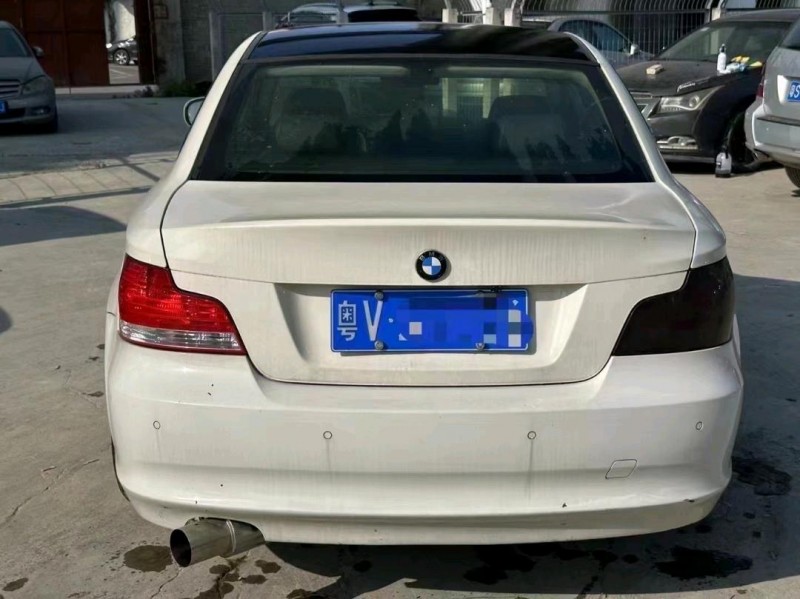 广州12年宝马1系9