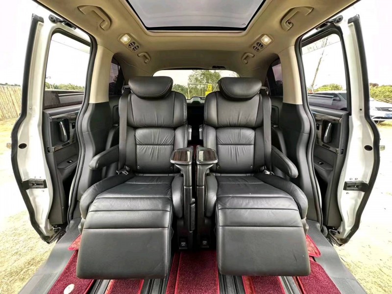 汕头18年本田艾力绅6