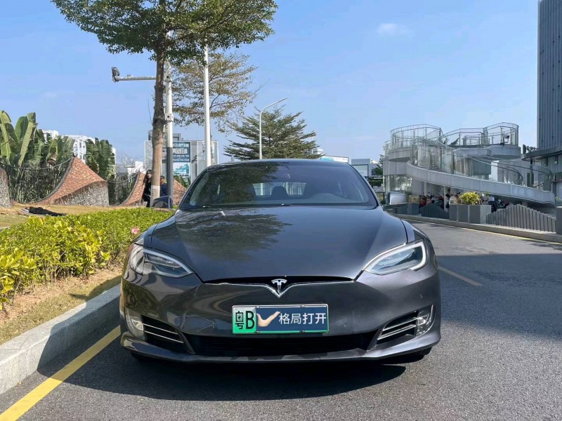 深圳18年特斯拉MODEL S1