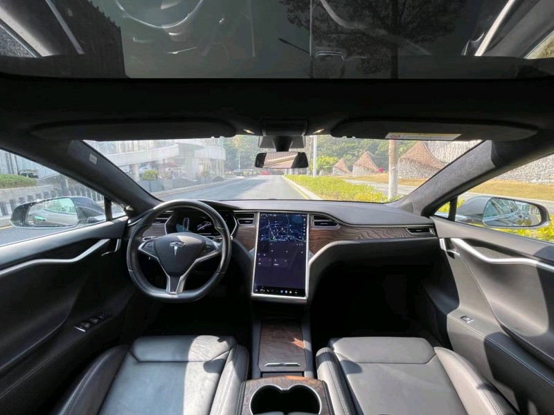 深圳18年特斯拉MODEL S7