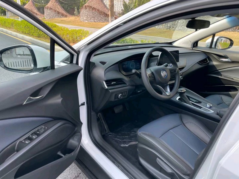 广州23年别克微蓝6