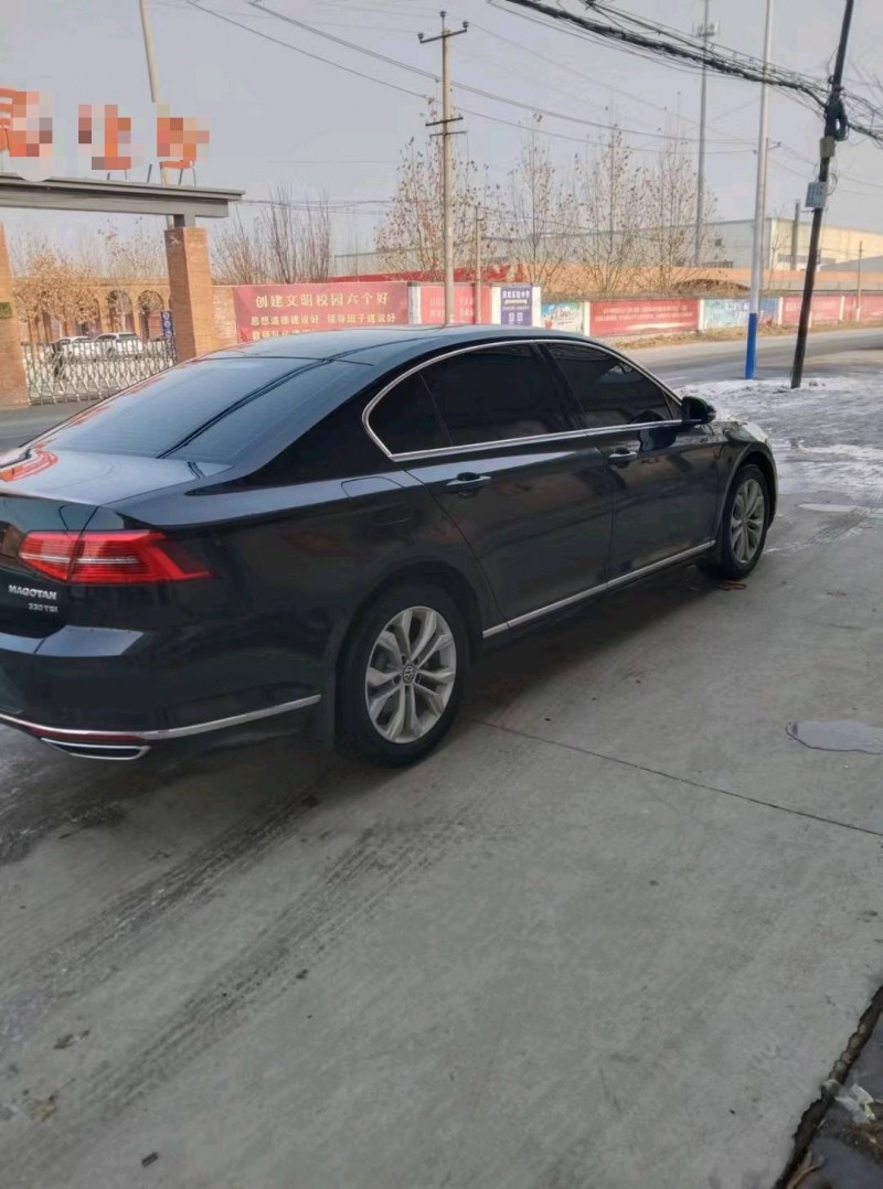 保定17年大众迈腾4