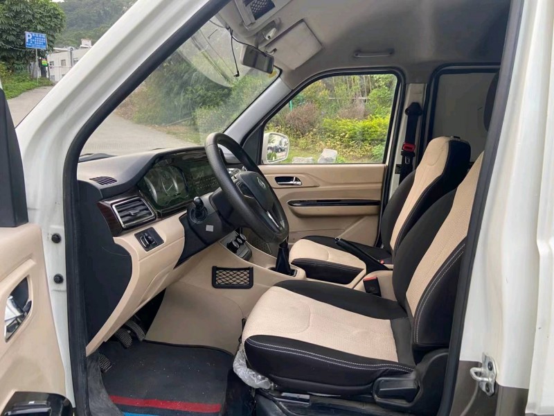 广州21年长安汽车跨越7