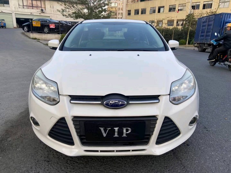 广州14年福特福克斯1