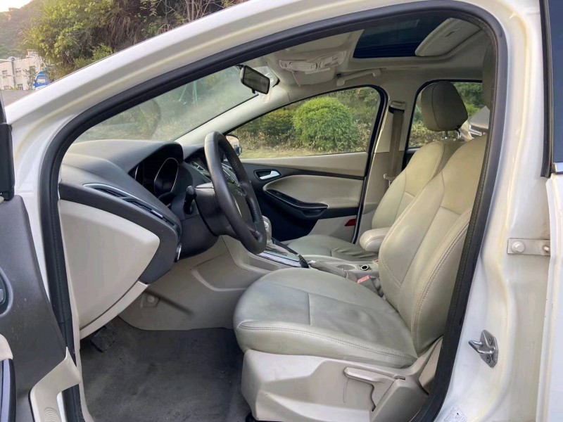 广州14年福特福克斯8