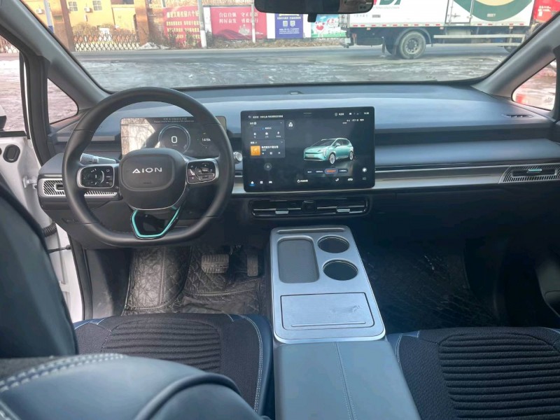 保定23年传祺埃安Y6