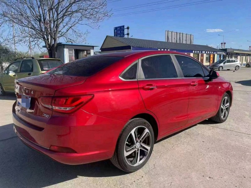 保定18年北汽绅宝D505