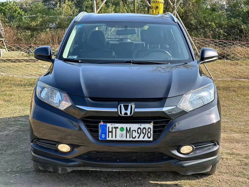 汕头16年本田缤智1