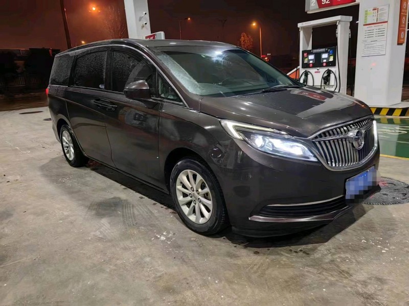 枣庄19年别克GL82