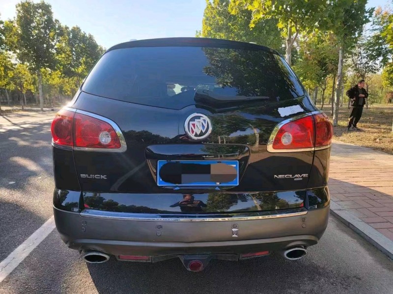 枣庄13年别克昂科雷9