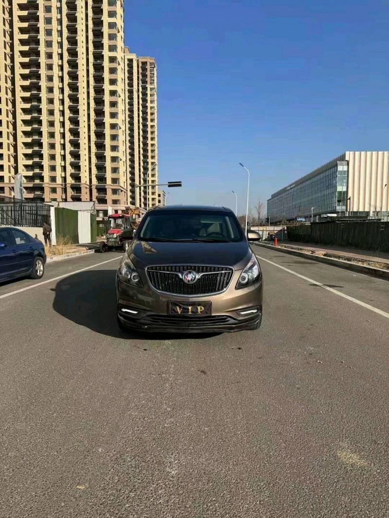 枣庄17年别克GL81