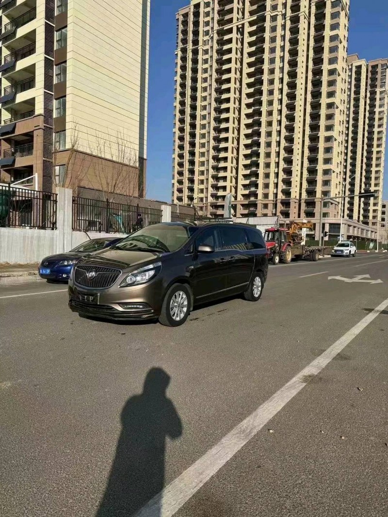 枣庄17年别克GL83