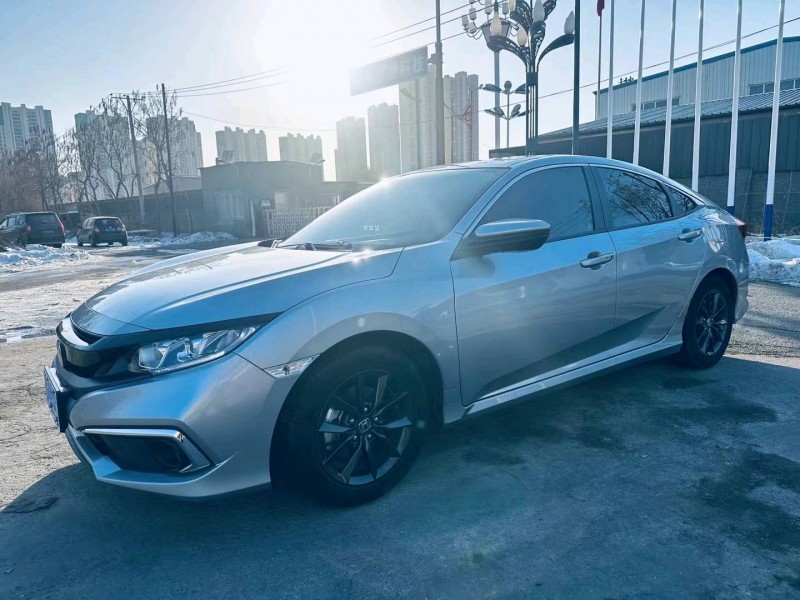 沈阳22年本田思域5