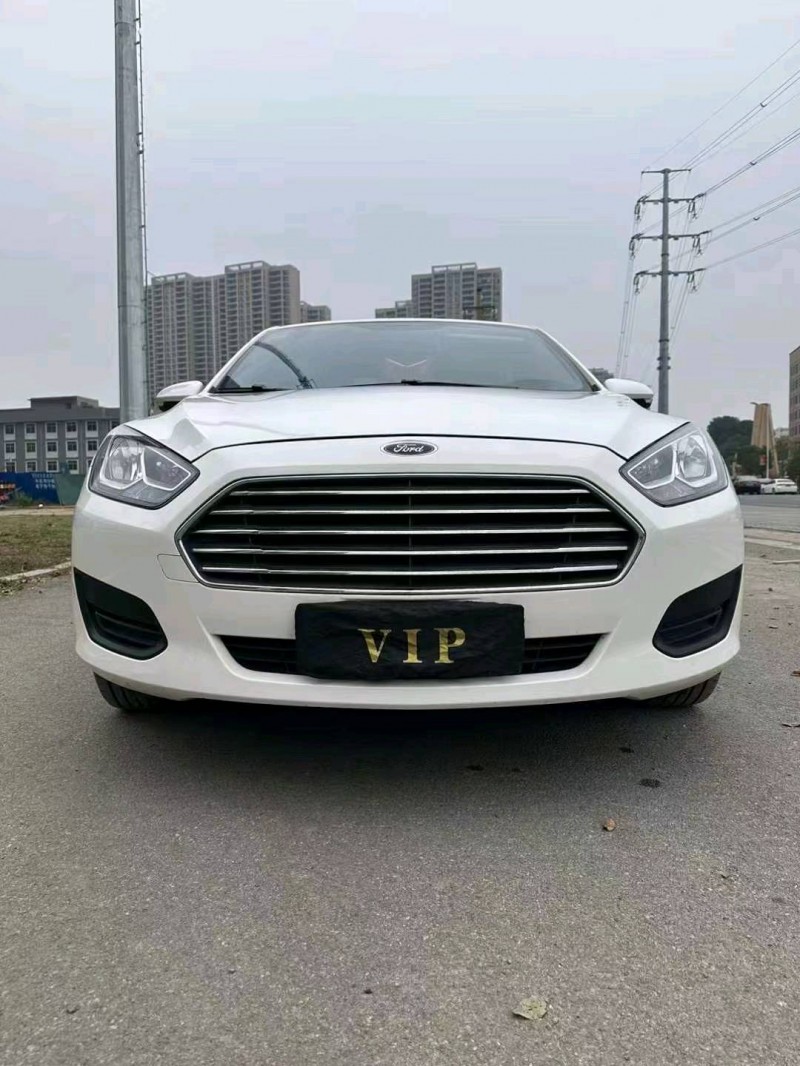 枣庄21年福特福睿斯1