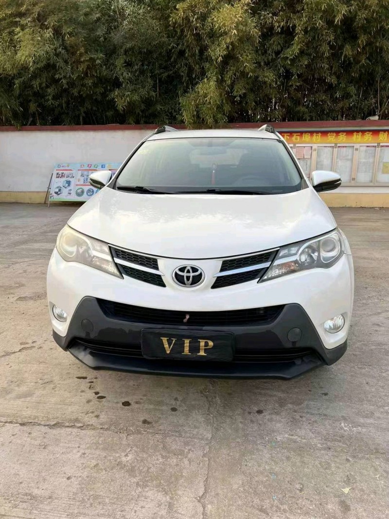 潍坊15年丰田RAV4荣放1