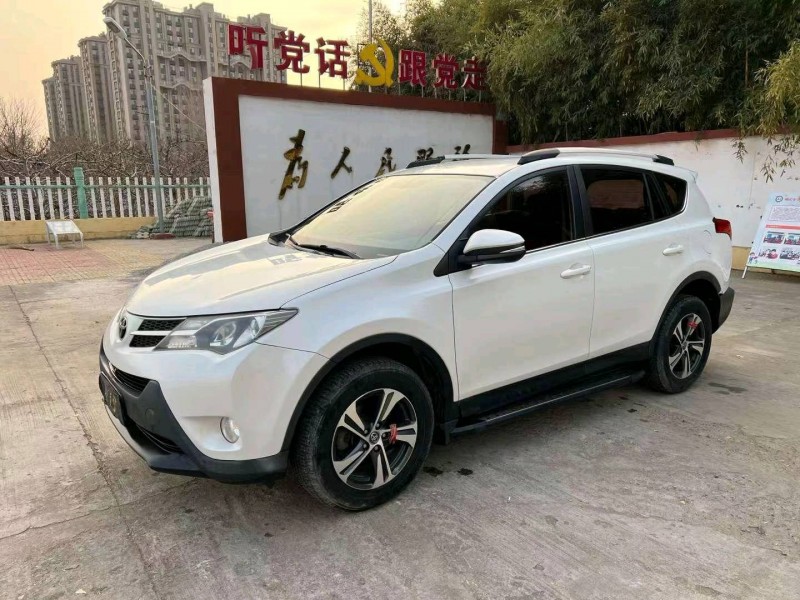 潍坊15年丰田RAV4荣放8