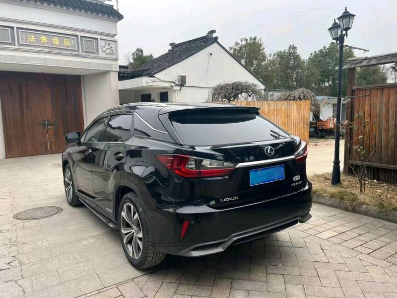 常州17年雷克萨斯RX6