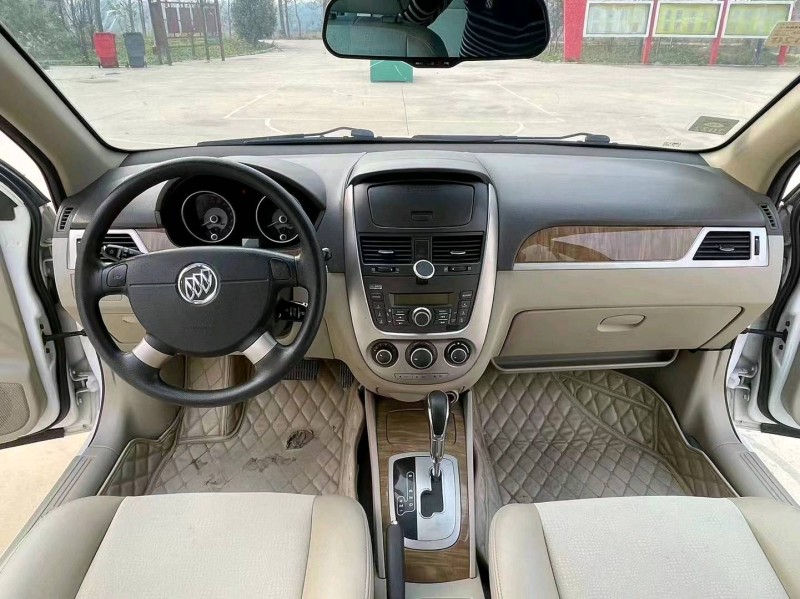 徐州16年别克凯越8