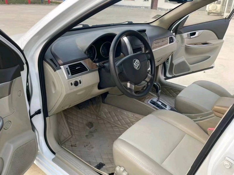 徐州16年别克凯越9