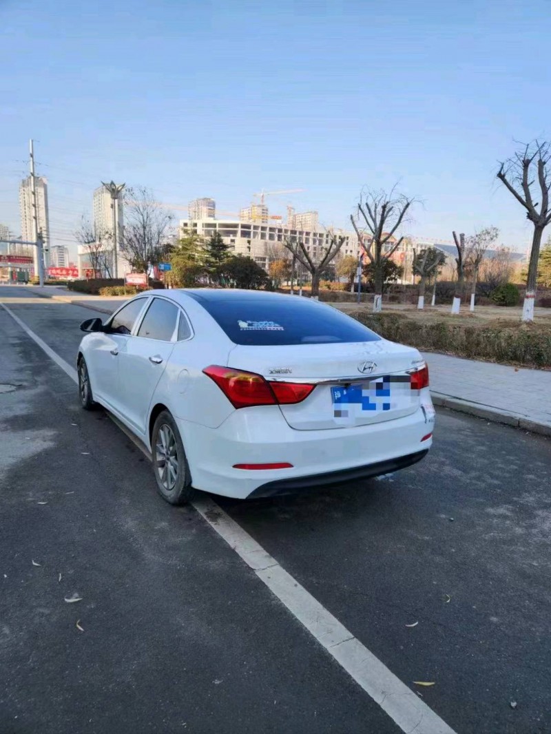 枣庄15年现代名图7