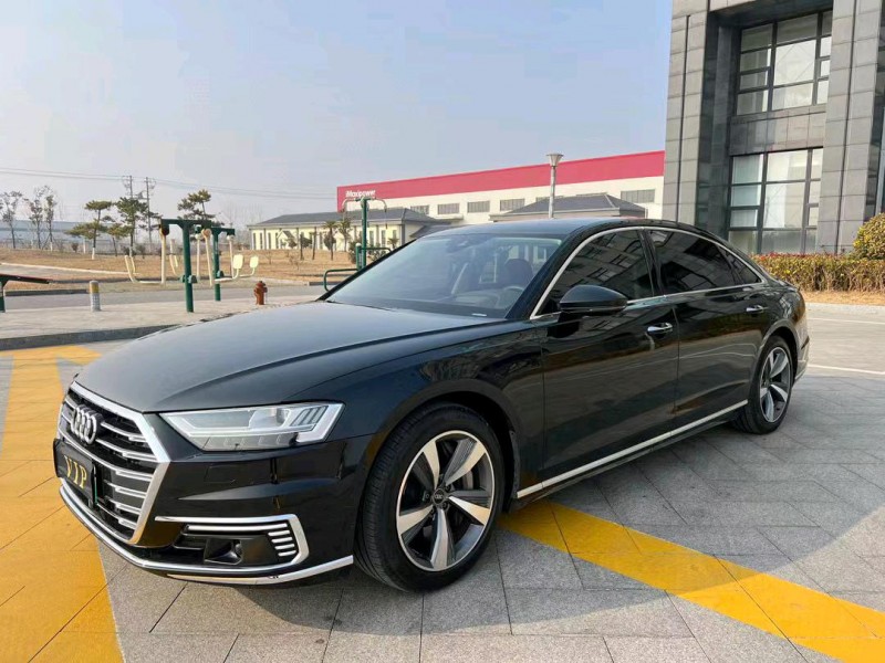 盐城22年奥迪A8L3