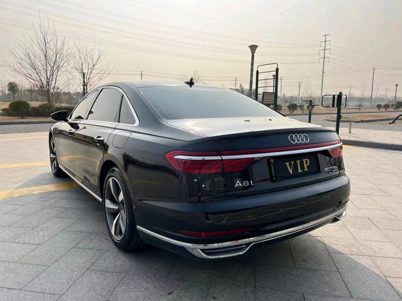 盐城22年奥迪A8L8