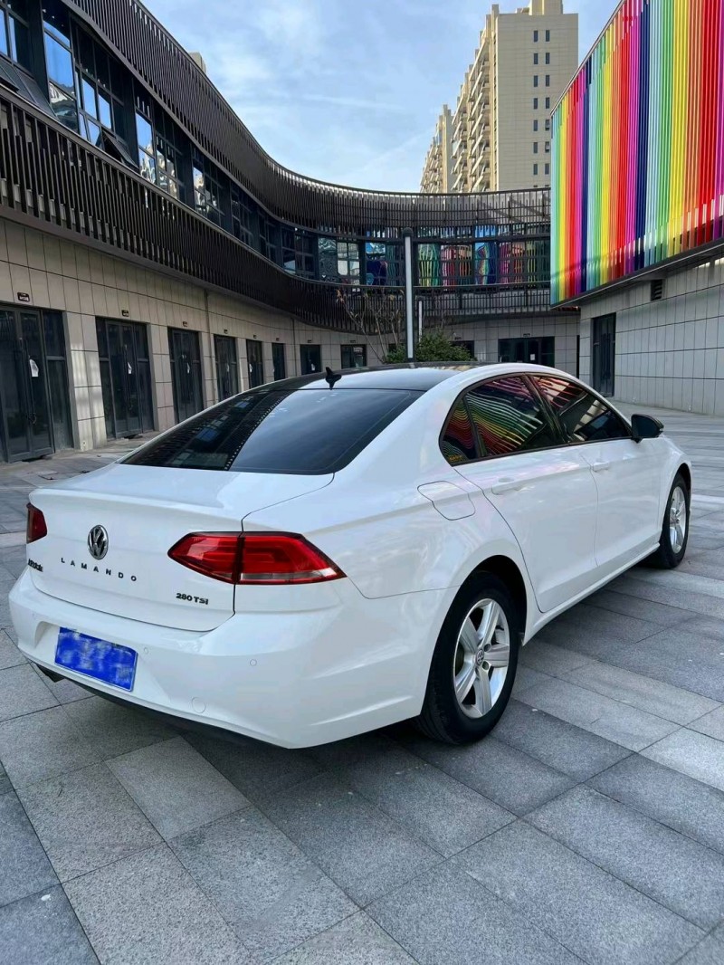 阜陽17年大眾凌渡4