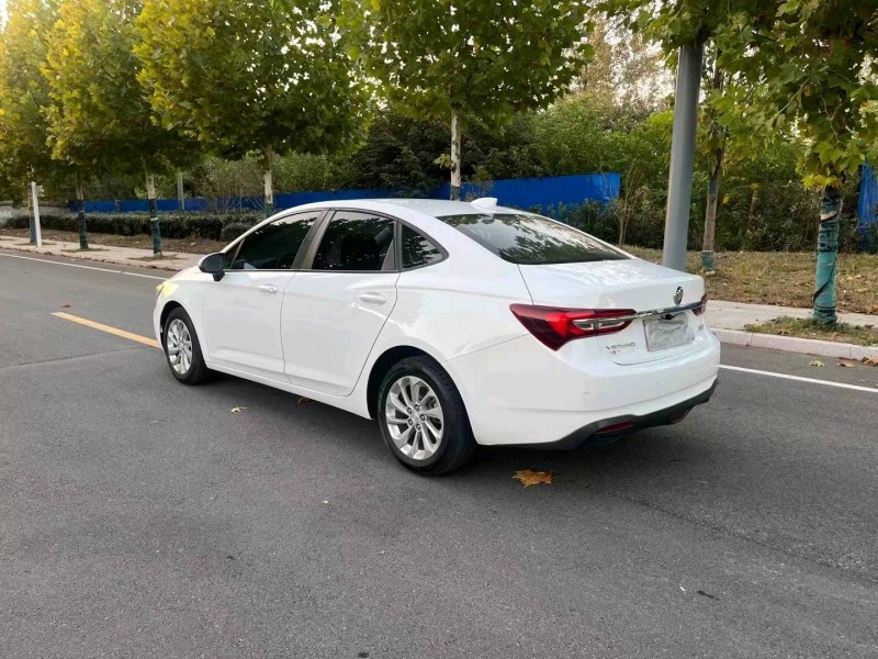 徐州20年别克威朗5