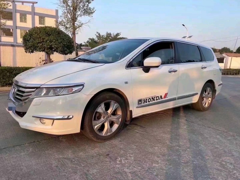 深圳13年本田奥德赛3