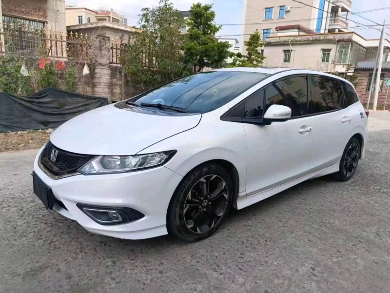 珠海16年本田杰德2