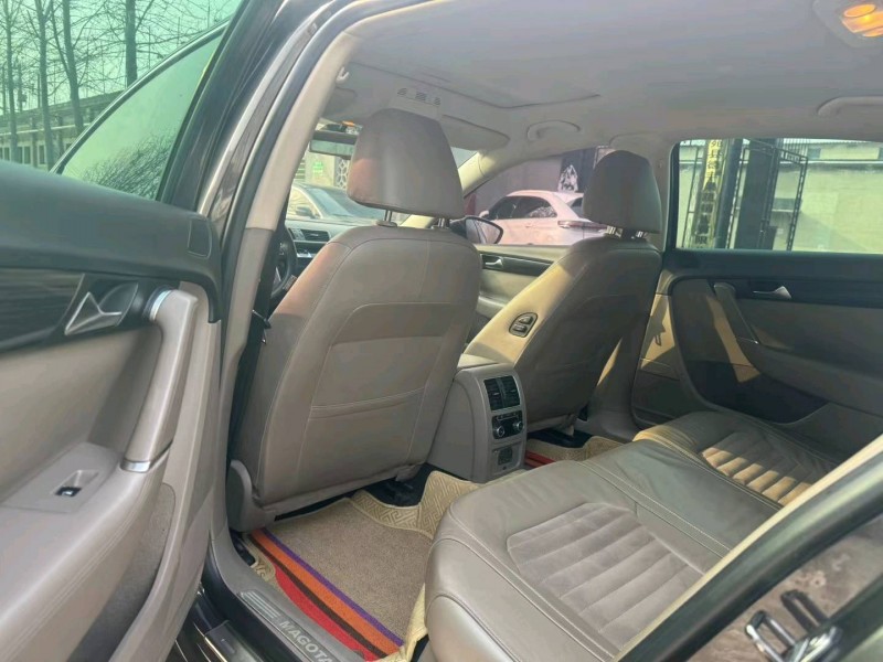 保定12年大众迈腾6