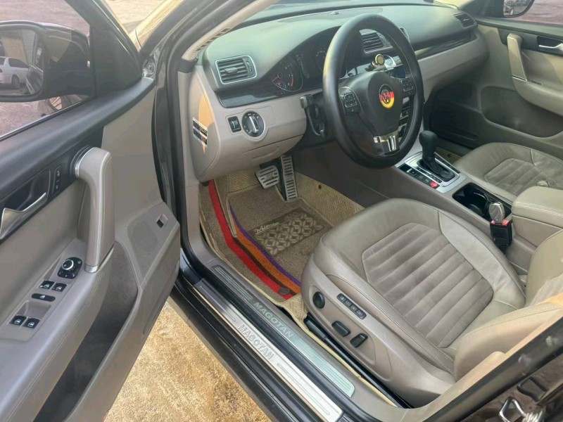 保定12年大众迈腾8