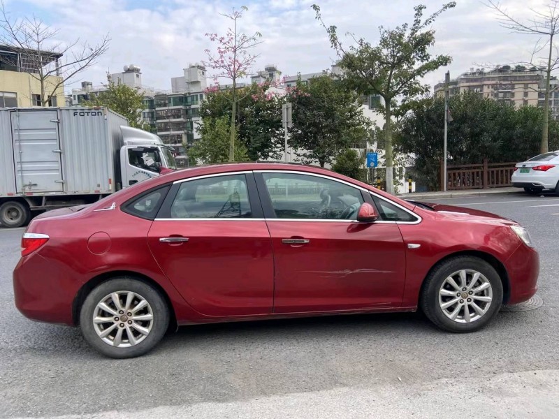 广州13年别克英朗GT4