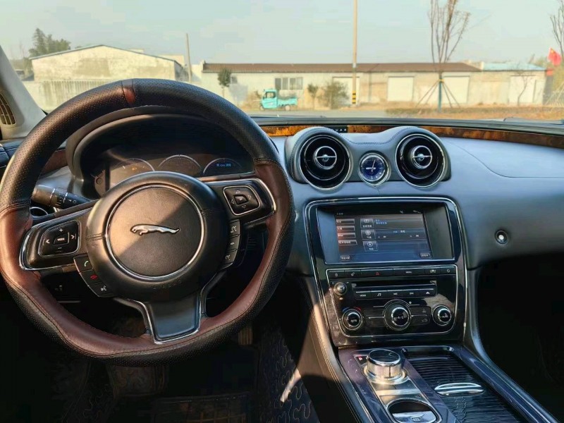 枣庄11年捷豹XJL6
