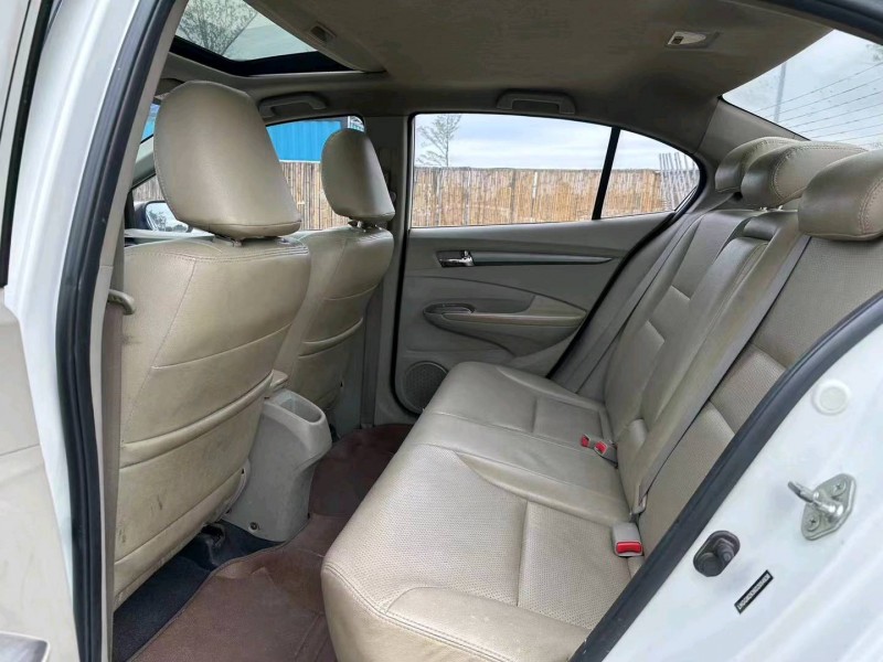 汕头14年本田锋范6