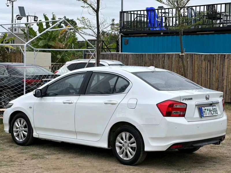 汕头14年本田锋范7