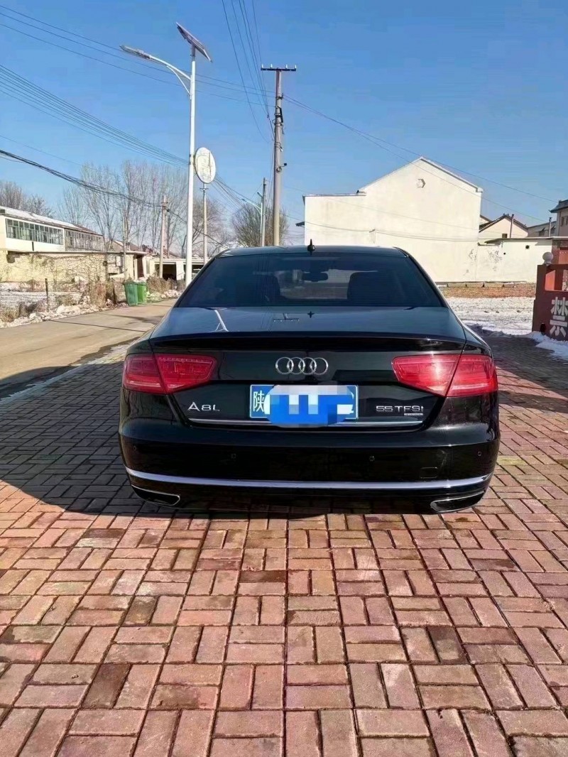 济南13年奥迪A8L5