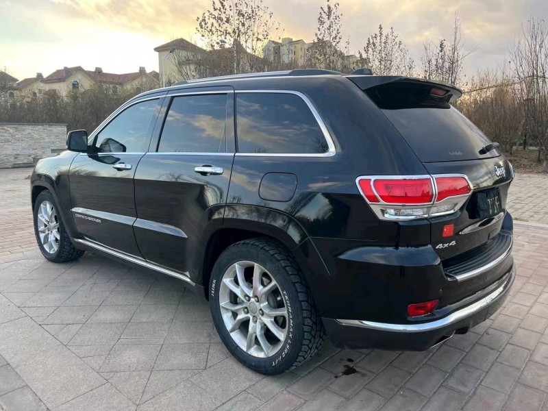 廊坊15年Jeep大切诺基5