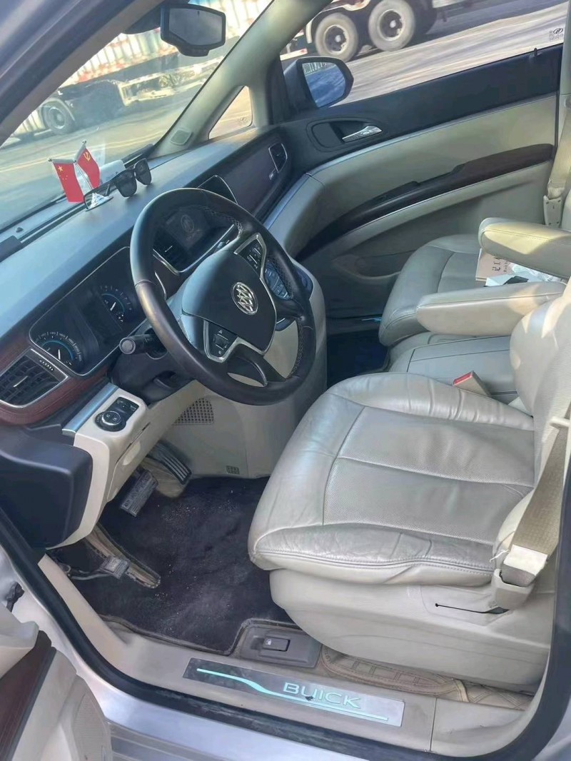 临沂15年别克GL85