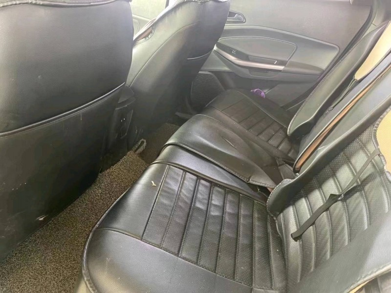 菏泽17年福特福睿斯5