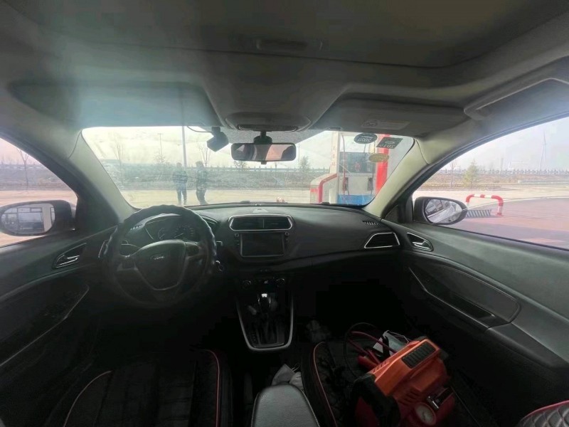 菏泽17年福特福睿斯6