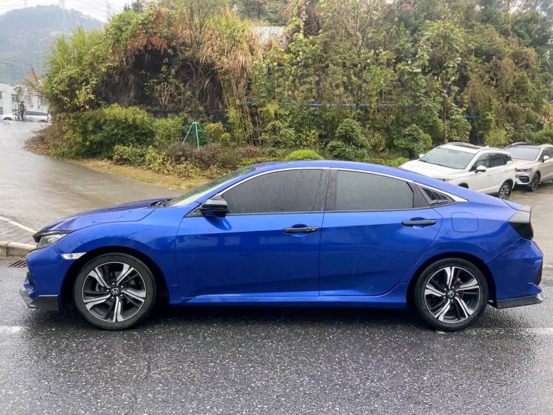 广州17年本田思域6