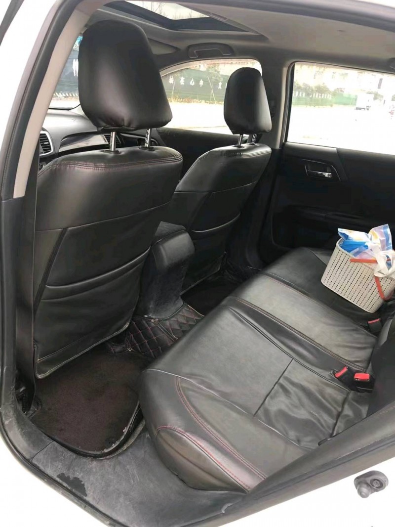 常州16年本田雅阁5