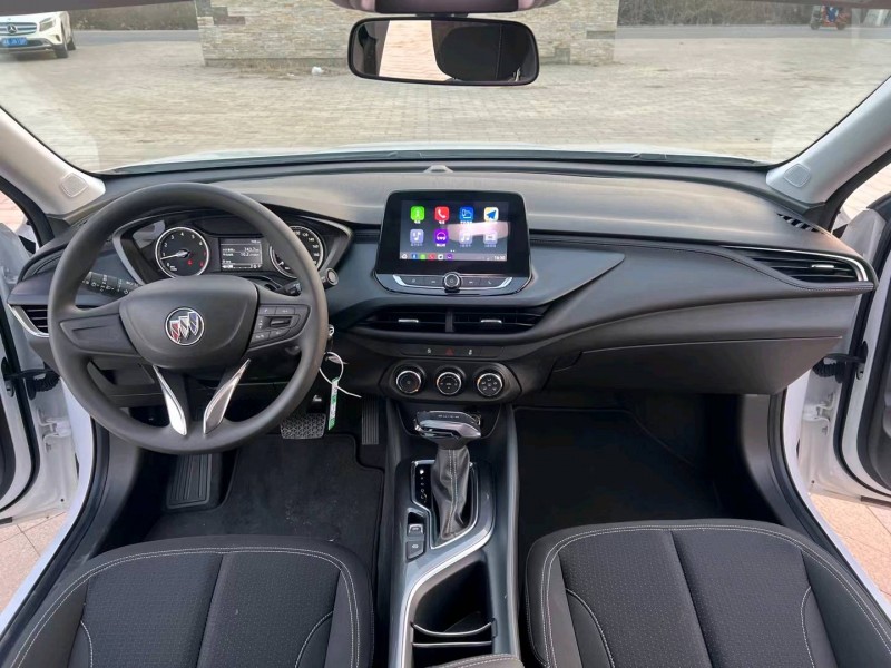 廊坊23年别克威朗6