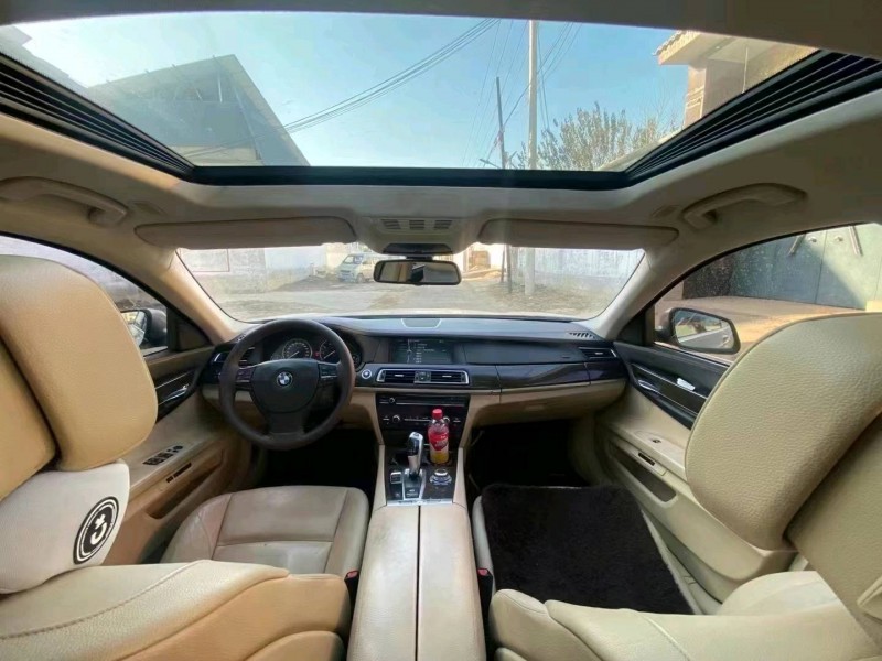 邯郸11年宝马7系8