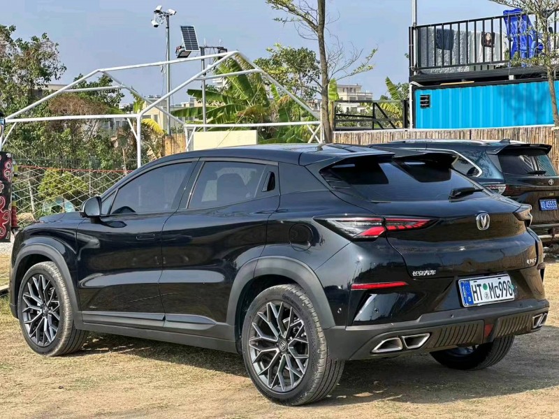 汕头21年长安汽车UNI-T7